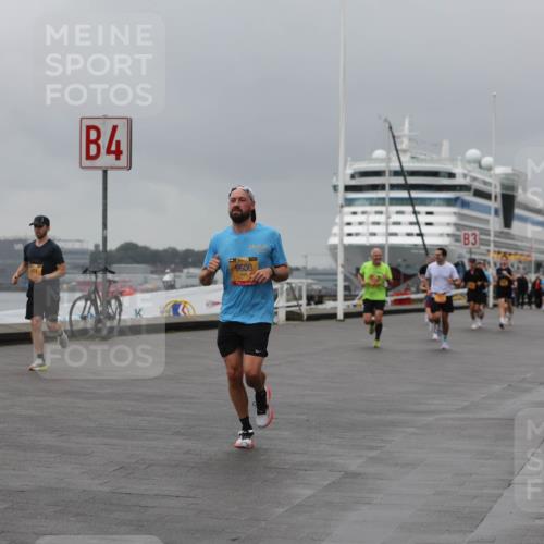 13.09.2026 - Kiel Lauf Andreas Tolksdorf http://msf.ph/oto/10476547 13.09.2026 11:49:26 Kiellinie 4, 474, 9600, 3 meine-sportfotos.de