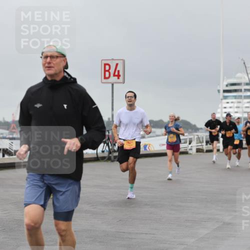 13.09.2026 - Kiel Lauf Andreas Tolksdorf http://msf.ph/oto/10476563 13.09.2026 11:49:32 Kiellinie 4, 2931, 3 meine-sportfotos.de