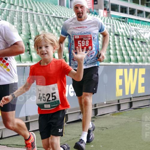 13.09.2026 - 21. swb-Marathon Bremen Michael Burmester http://msf.ph/oto/10476570 13.09.2026 13:17:02 Laufen im Stadion 134, 143, 153, 231, 267, 271, 311, 449, 588, 598, 612, 653, 990, 1057, 1185, 1312, 1424, 1425, 1465, 1539, 1790, 1813, 1825, 1874, 1987, 2013, 2067, 2096, 2218, 2259, 2351, 2363, 2381, 2389, 2419, 2468, 2532, 2550, 2562, 2579, 2586, 2601, 2647, 2655, 2664, 2678, 2698, 2778, 2797, 2799, 2821, 2846, 2974, 2984, 2996, 3001, 3075, 3104, 3133, 3165, 3180, 3195, 3213, 3237, 3314, 3331, 3337, 3366, 3382, 3387, 3421, 3431, 3479, 3486, 3501, 3506, 3512, 3548 meine-sportfotos.de