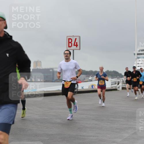 13.09.2026 - Kiel Lauf Andreas Tolksdorf http://msf.ph/oto/10476576 13.09.2026 11:49:33 Kiellinie 4, 2931, 3641, 3 meine-sportfotos.de