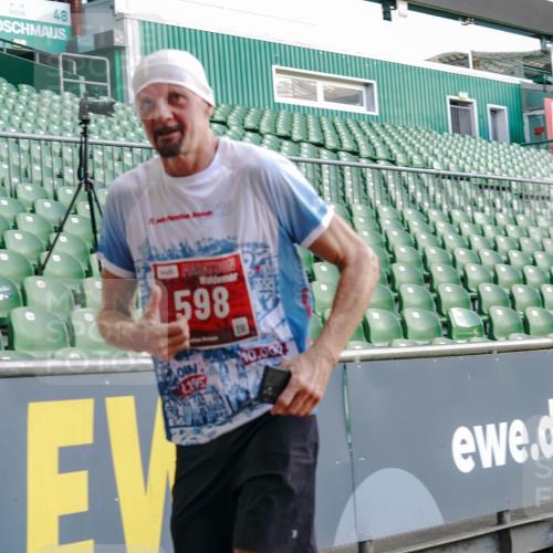 13.09.2026 - 21. swb-Marathon Bremen Michael Burmester http://msf.ph/oto/10476598 13.09.2026 13:17:03 Laufen im Stadion 134, 143, 153, 231, 267, 271, 311, 449, 588, 598, 612, 653, 990, 1057, 1185, 1312, 1424, 1425, 1465, 1539, 1790, 1813, 1825, 1874, 1987, 2013, 2067, 2096, 2218, 2259, 2351, 2363, 2381, 2389, 2419, 2468, 2532, 2550, 2562, 2579, 2586, 2601, 2647, 2655, 2664, 2678, 2698, 2778, 2797, 2799, 2821, 2846, 2974, 2984, 2996, 3001, 3104, 3133, 3165, 3180, 3195, 3213, 3237, 3314, 3331, 3337, 3366, 3382, 3387, 3421, 3431, 3479, 3486, 3501, 3506, 3512, 3548 meine-sportfotos.de