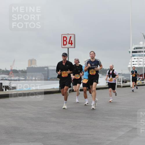 13.09.2026 - Kiel Lauf Andreas Tolksdorf http://msf.ph/oto/10476607 13.09.2026 11:49:36 Kiellinie 4 meine-sportfotos.de