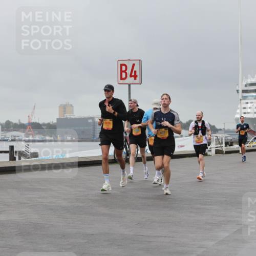13.09.2026 - Kiel Lauf Andreas Tolksdorf http://msf.ph/oto/10476616 13.09.2026 11:49:37 Kiellinie 9836, 4, 1110, 507, 3 meine-sportfotos.de