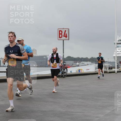 13.09.2026 - Kiel Lauf Andreas Tolksdorf http://msf.ph/oto/10476659 13.09.2026 11:49:39 Kiellinie 507, 8512, 4, 3 meine-sportfotos.de