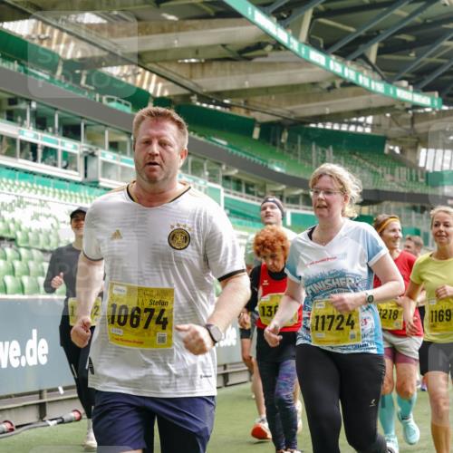 13.09.2026 - 21. swb-Marathon Bremen Michael Burmester http://msf.ph/oto/10476691 13.09.2026 10:39:28 Laufen im Stadion 10135, 10138, 10139, 10156, 10168, 10169, 10188, 10204, 10205, 10217, 10229, 10234, 10238, 10259, 10260, 10279, 10280, 10299, 10305, 10314, 10360, 10363, 10364, 10378, 10386, 10404, 10457, 10465, 10469, 10484, 10493, 10501, 10505, 10510, 10511, 10526, 10556, 10570, 10576, 10580, 10595, 10599, 10609, 10616, 10619, 10630, 10645, 10653, 10660, 10661, 10662, 10664, 10681, 10682, 10686, 10695, 10696, 10697, 10712, 10737, 10743, 10751, 10802, 10823 meine-sportfotos.de