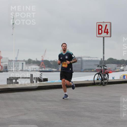 13.09.2026 - Kiel Lauf Andreas Tolksdorf http://msf.ph/oto/10476713 13.09.2026 11:49:43 Kiellinie 6395, 4 meine-sportfotos.de
