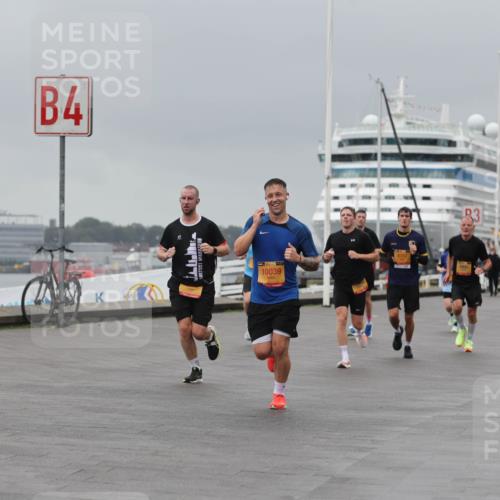 13.09.2026 - Kiel Lauf Andreas Tolksdorf http://msf.ph/oto/10476741 13.09.2026 11:49:45 Kiellinie 4 meine-sportfotos.de
