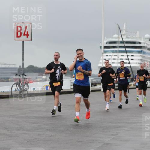 13.09.2026 - Kiel Lauf Andreas Tolksdorf http://msf.ph/oto/10476745 13.09.2026 11:49:45 Kiellinie 4, 10039, 5845, 83 meine-sportfotos.de