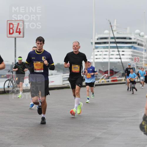 13.09.2026 - Kiel Lauf Andreas Tolksdorf http://msf.ph/oto/10476824 13.09.2026 11:49:49 Kiellinie 4, 39, 8157, 200, 5845, 3 meine-sportfotos.de