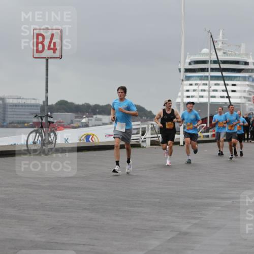 13.09.2026 - Kiel Lauf Andreas Tolksdorf http://msf.ph/oto/10476885 13.09.2026 11:49:59 Kiellinie 05, 4, 3 meine-sportfotos.de