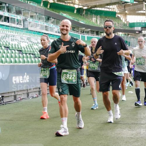 13.09.2026 - 21. swb-Marathon Bremen Michael Burmester http://msf.ph/oto/10476897 13.09.2026 13:17:12 Laufen im Stadion 134, 153, 231, 267, 271, 311, 449, 588, 598, 612, 653, 990, 1057, 1185, 1312, 1424, 1425, 1465, 1539, 1790, 1813, 1825, 1987, 2013, 2067, 2096, 2218, 2259, 2351, 2363, 2381, 2389, 2419, 2468, 2532, 2550, 2562, 2579, 2586, 2601, 2647, 2655, 2664, 2678, 2698, 2778, 2797, 2799, 2821, 2846, 2974, 2984, 2996, 3001, 3104, 3133, 3180, 3195, 3213, 3237, 3314, 3331, 3337, 3366, 3387, 3421, 3431, 3479, 3486, 3501, 3506, 3512, 3548, 3654 meine-sportfotos.de