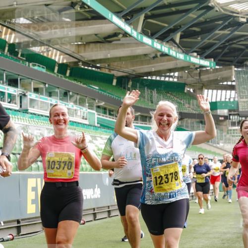 13.09.2026 - 21. swb-Marathon Bremen Michael Burmester http://msf.ph/oto/10476910 13.09.2026 10:39:34 Laufen im Stadion 10135, 10138, 10139, 10156, 10168, 10169, 10188, 10204, 10205, 10213, 10217, 10229, 10234, 10238, 10259, 10260, 10279, 10280, 10299, 10314, 10321, 10360, 10363, 10364, 10378, 10386, 10404, 10417, 10457, 10469, 10484, 10493, 10501, 10505, 10510, 10511, 10526, 10556, 10570, 10576, 10580, 10595, 10599, 10609, 10616, 10619, 10630, 10645, 10653, 10660, 10661, 10662, 10664, 10681, 10682, 10686, 10695, 10696, 10697, 10712, 10737, 10743, 10751, 10802 meine-sportfotos.de
