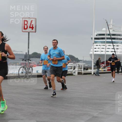13.09.2026 - Kiel Lauf Andreas Tolksdorf http://msf.ph/oto/10476987 13.09.2026 11:50:05 Kiellinie 0, 7048, 4, 12272, 5488, 1968, 3 meine-sportfotos.de