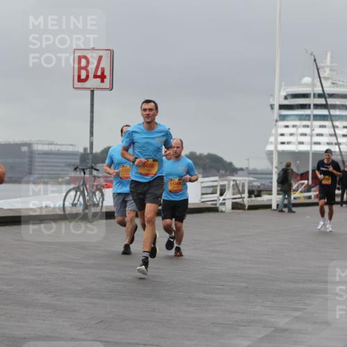 13.09.2026 - Kiel Lauf Andreas Tolksdorf http://msf.ph/oto/10476994 13.09.2026 11:50:06 Kiellinie 4, 7048, 1227, 5488, 11968, 3 meine-sportfotos.de