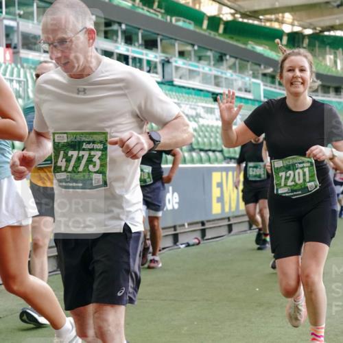 13.09.2026 - 21. swb-Marathon Bremen Michael Burmester http://msf.ph/oto/10477015 13.09.2026 13:17:16 Laufen im Stadion 134, 153, 231, 267, 271, 311, 404, 449, 588, 598, 612, 653, 837, 990, 1057, 1185, 1312, 1424, 1425, 1465, 1539, 1790, 1813, 1825, 1844, 1987, 2013, 2056, 2067, 2096, 2218, 2259, 2351, 2363, 2381, 2389, 2419, 2468, 2532, 2550, 2562, 2579, 2586, 2601, 2647, 2655, 2664, 2678, 2698, 2778, 2797, 2799, 2821, 2846, 2893, 2974, 2984, 2996, 3001, 3104, 3133, 3146, 3180, 3195, 3210, 3213, 3237, 3314, 3331, 3337, 3366, 3387, 3421, 3431, 3479, 3501, 3506, 3512, 3548, 3633, 3654 meine-sportfotos.de