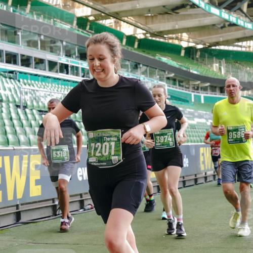 13.09.2026 - 21. swb-Marathon Bremen Michael Burmester http://msf.ph/oto/10477025 13.09.2026 13:17:16 Laufen im Stadion 134, 153, 231, 267, 271, 311, 404, 449, 588, 598, 612, 653, 837, 990, 1057, 1185, 1312, 1424, 1425, 1465, 1539, 1790, 1813, 1825, 1844, 1987, 2013, 2056, 2067, 2096, 2218, 2259, 2351, 2363, 2381, 2389, 2419, 2468, 2532, 2550, 2562, 2579, 2586, 2601, 2647, 2655, 2664, 2678, 2698, 2778, 2797, 2799, 2821, 2846, 2893, 2974, 2984, 2996, 3001, 3104, 3133, 3146, 3180, 3195, 3210, 3213, 3237, 3314, 3331, 3337, 3366, 3387, 3421, 3431, 3479, 3501, 3506, 3512, 3548, 3633, 3654 meine-sportfotos.de