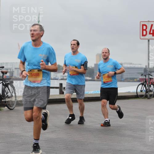 13.09.2026 - Kiel Lauf Andreas Tolksdorf http://msf.ph/oto/10477035 13.09.2026 11:50:08 Kiellinie 11, 5488, 11966, 4 meine-sportfotos.de