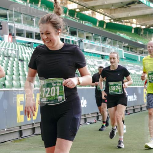 13.09.2026 - 21. swb-Marathon Bremen Michael Burmester http://msf.ph/oto/10477045 13.09.2026 13:17:16 Laufen im Stadion 134, 153, 231, 267, 271, 311, 404, 449, 588, 598, 612, 653, 837, 990, 1057, 1185, 1312, 1424, 1425, 1465, 1539, 1790, 1813, 1825, 1844, 1987, 2013, 2056, 2067, 2096, 2218, 2259, 2351, 2363, 2381, 2389, 2419, 2468, 2532, 2550, 2562, 2579, 2586, 2601, 2647, 2655, 2664, 2678, 2698, 2778, 2797, 2799, 2821, 2846, 2893, 2974, 2984, 2996, 3001, 3104, 3133, 3146, 3180, 3195, 3210, 3213, 3237, 3314, 3331, 3337, 3366, 3387, 3421, 3431, 3479, 3501, 3506, 3512, 3548, 3633, 3654 meine-sportfotos.de