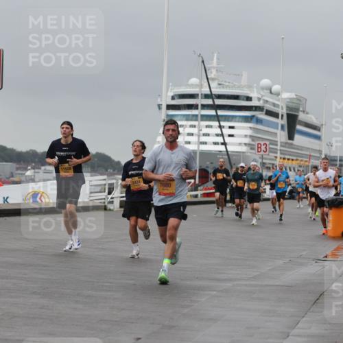 13.09.2026 - Kiel Lauf Andreas Tolksdorf http://msf.ph/oto/10477060 13.09.2026 11:50:10 Kiellinie 4, 11508, 3424, 7680, 3 meine-sportfotos.de