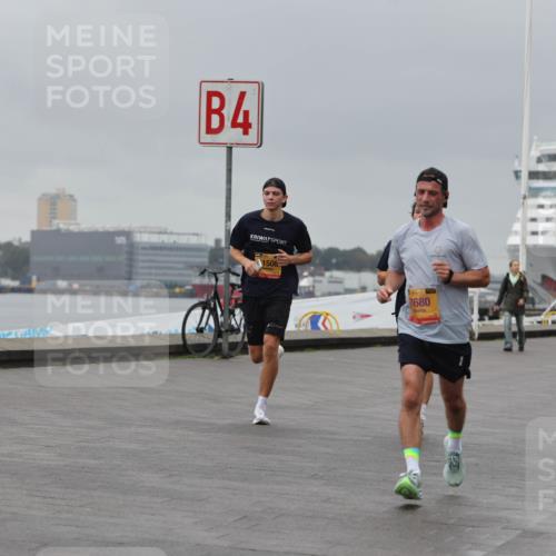 13.09.2026 - Kiel Lauf Andreas Tolksdorf http://msf.ph/oto/10477083 13.09.2026 11:50:11 Kiellinie 4, 1508, 1680, 3 meine-sportfotos.de