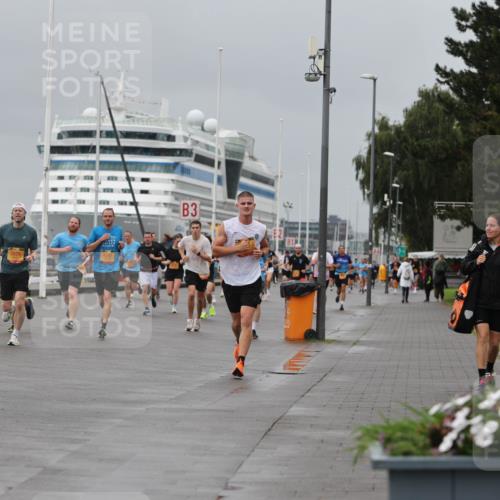 13.09.2026 - Kiel Lauf Andreas Tolksdorf http://msf.ph/oto/10477148 13.09.2026 11:50:14 Kiellinie 3, 81, 100 meine-sportfotos.de