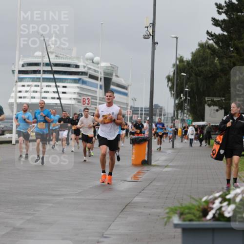 13.09.2026 - Kiel Lauf Andreas Tolksdorf http://msf.ph/oto/10477160 13.09.2026 11:50:14 Kiellinie 4207, 3 meine-sportfotos.de