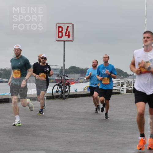 13.09.2026 - Kiel Lauf Andreas Tolksdorf http://msf.ph/oto/10477232 13.09.2026 11:50:18 Kiellinie 629, 3553, 4, 4207, 3 meine-sportfotos.de