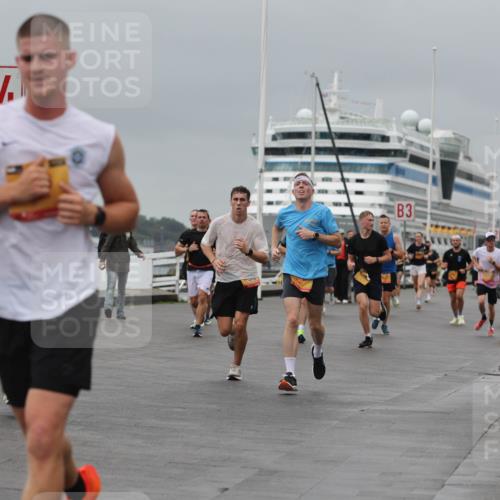 13.09.2026 - Kiel Lauf Andreas Tolksdorf http://msf.ph/oto/10477243 13.09.2026 11:50:19 Kiellinie 3 meine-sportfotos.de