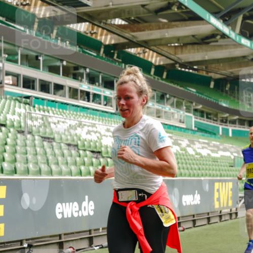 13.09.2026 - 21. swb-Marathon Bremen Michael Burmester http://msf.ph/oto/10477277 13.09.2026 10:39:47 Laufen im Stadion 10135, 10138, 10139, 10156, 10168, 10169, 10188, 10204, 10213, 10217, 10229, 10234, 10238, 10259, 10260, 10279, 10280, 10299, 10314, 10321, 10360, 10363, 10364, 10378, 10386, 10404, 10406, 10417, 10424, 10435, 10455, 10457, 10469, 10484, 10493, 10501, 10505, 10510, 10511, 10526, 10556, 10570, 10576, 10580, 10582, 10595, 10599, 10609, 10616, 10619, 10630, 10645, 10653, 10660, 10661, 10662, 10664, 10681, 10682, 10686, 10696, 10697, 10712, 10737, 10743, 10751 meine-sportfotos.de