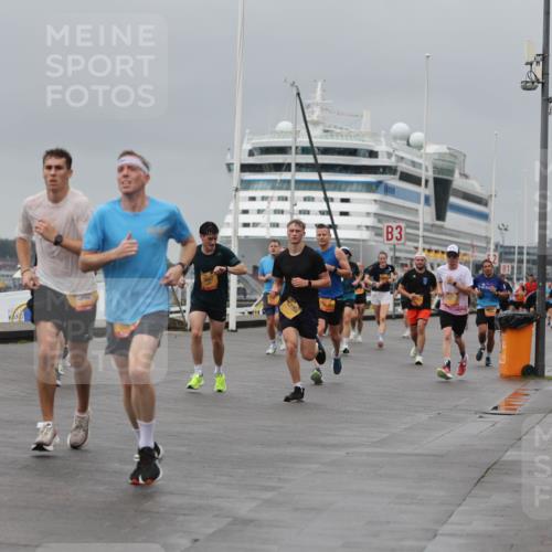 13.09.2026 - Kiel Lauf Andreas Tolksdorf http://msf.ph/oto/10477279 13.09.2026 11:50:21 Kiellinie 4, 3 meine-sportfotos.de