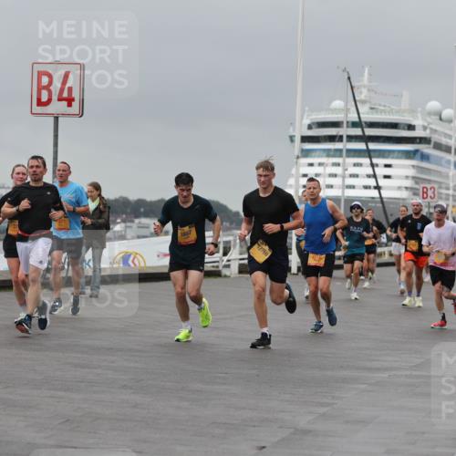 13.09.2026 - Kiel Lauf Andreas Tolksdorf http://msf.ph/oto/10477322 13.09.2026 11:50:23 Kiellinie 4, 1657, 12769, 3 meine-sportfotos.de