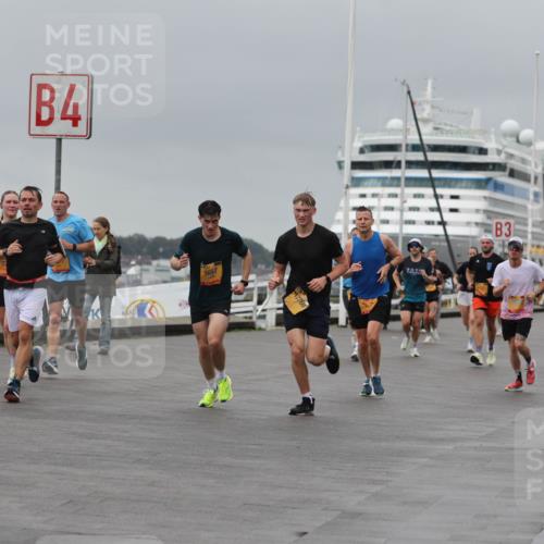 13.09.2026 - Kiel Lauf Andreas Tolksdorf http://msf.ph/oto/10477326 13.09.2026 11:50:23 Kiellinie 4, 1657, 12769, 3 meine-sportfotos.de