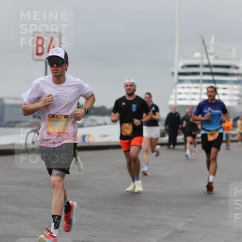 13.09.2026 - Kiel Lauf Andreas Tolksdorf http://msf.ph/oto/10477426 13.09.2026 11:50:28 Kiellinie 38 meine-sportfotos.de