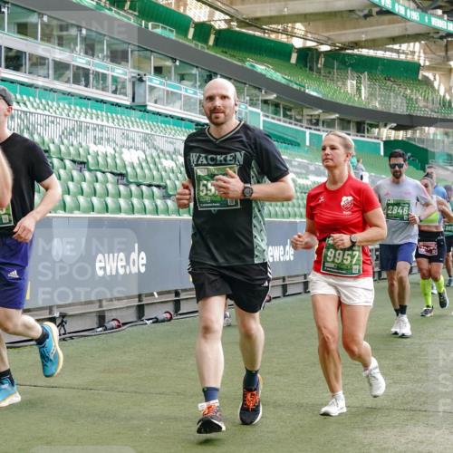 13.09.2026 - 21. swb-Marathon Bremen Michael Burmester http://msf.ph/oto/10477484 13.09.2026 13:17:29 Laufen im Stadion 134, 153, 231, 267, 271, 311, 404, 449, 588, 732, 753, 837, 990, 1057, 1185, 1312, 1424, 1425, 1465, 1539, 1790, 1813, 1825, 1844, 1868, 1987, 2056, 2067, 2096, 2259, 2351, 2357, 2358, 2363, 2381, 2389, 2419, 2532, 2550, 2562, 2579, 2586, 2601, 2647, 2655, 2664, 2698, 2778, 2797, 2799, 2821, 2846, 2849, 2880, 2893, 2974, 2984, 2996, 3104, 3133, 3146, 3180, 3195, 3210, 3213, 3314, 3331, 3337, 3366, 3387, 3421, 3431, 3476, 3479, 3501, 3506, 3537, 3548, 3633, 3654, 3740 meine-sportfotos.de