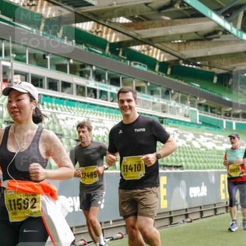 13.09.2026 - 21. swb-Marathon Bremen Michael Burmester http://msf.ph/oto/10477501 13.09.2026 10:39:55 Laufen im Stadion 10135, 10138, 10139, 10156, 10169, 10188, 10204, 10213, 10217, 10229, 10234, 10238, 10259, 10260, 10279, 10280, 10299, 10314, 10321, 10360, 10363, 10364, 10378, 10386, 10404, 10406, 10417, 10424, 10435, 10455, 10457, 10469, 10484, 10493, 10501, 10505, 10510, 10511, 10526, 10556, 10570, 10576, 10580, 10582, 10595, 10599, 10609, 10616, 10619, 10630, 10653, 10660, 10662, 10664, 10686, 10696, 10712, 10737, 10743, 10751 meine-sportfotos.de