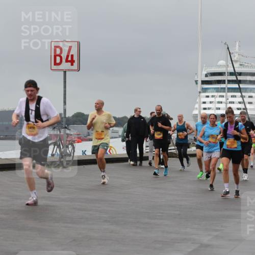 13.09.2026 - Kiel Lauf Andreas Tolksdorf http://msf.ph/oto/10477552 13.09.2026 11:50:42 Kiellinie 2458, 4, 388, 7037, 7526, 3, 3371 meine-sportfotos.de