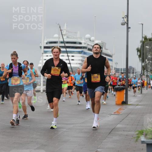 13.09.2026 - Kiel Lauf Andreas Tolksdorf http://msf.ph/oto/10477592 13.09.2026 11:50:43 Kiellinie 4, 1548, 7626, 5888, 3371, 7038 meine-sportfotos.de