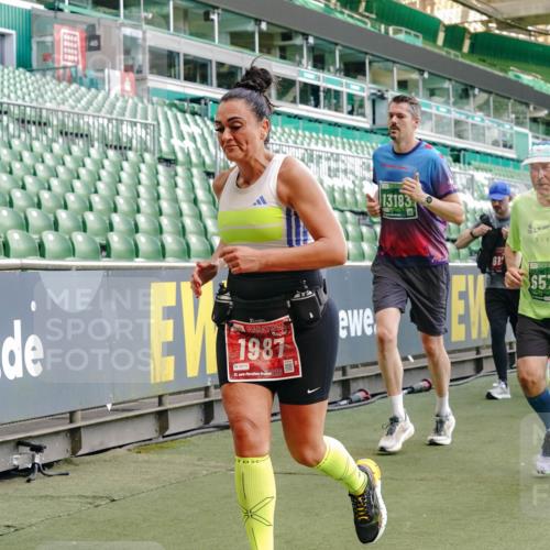 13.09.2026 - 21. swb-Marathon Bremen Michael Burmester http://msf.ph/oto/10477644 13.09.2026 13:17:33 Laufen im Stadion 134, 153, 231, 267, 271, 311, 404, 449, 588, 732, 753, 837, 990, 1057, 1185, 1312, 1424, 1425, 1465, 1539, 1790, 1813, 1825, 1844, 1868, 1987, 2056, 2067, 2096, 2123, 2259, 2351, 2357, 2358, 2363, 2381, 2389, 2419, 2532, 2550, 2562, 2579, 2586, 2601, 2614, 2647, 2655, 2664, 2778, 2797, 2799, 2821, 2846, 2849, 2880, 2893, 2974, 2984, 2996, 3104, 3133, 3146, 3180, 3195, 3210, 3213, 3314, 3337, 3366, 3387, 3421, 3431, 3476, 3479, 3501, 3506, 3537, 3548, 3633, 3654, 3740 meine-sportfotos.de