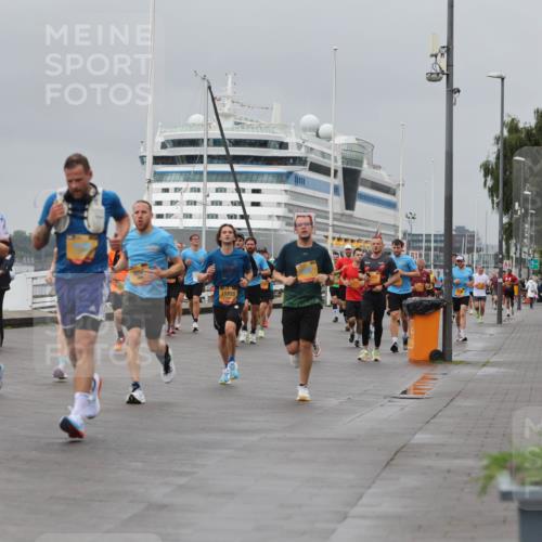 13.09.2026 - Kiel Lauf Andreas Tolksdorf http://msf.ph/oto/10477670 13.09.2026 11:50:47 Kiellinie 4, 997, 11735, 100 meine-sportfotos.de