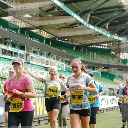 13.09.2026 - 21. swb-Marathon Bremen Michael Burmester http://msf.ph/oto/10477671 13.09.2026 10:40:01 Laufen im Stadion 10135, 10138, 10139, 10156, 10169, 10204, 10213, 10217, 10229, 10234, 10238, 10259, 10260, 10279, 10280, 10299, 10314, 10321, 10354, 10360, 10363, 10364, 10378, 10386, 10404, 10406, 10417, 10424, 10435, 10455, 10457, 10469, 10484, 10493, 10501, 10505, 10510, 10511, 10556, 10570, 10576, 10580, 10582, 10595, 10599, 10609, 10611, 10616, 10619, 10630, 10653, 10660, 10662, 10664, 10686, 10694, 10696, 10712, 10737, 10743, 10751 meine-sportfotos.de