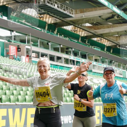 13.09.2026 - 21. swb-Marathon Bremen Michael Burmester http://msf.ph/oto/10477728 13.09.2026 10:40:03 Laufen im Stadion 10135, 10138, 10139, 10156, 10169, 10204, 10213, 10217, 10229, 10234, 10238, 10279, 10280, 10299, 10314, 10321, 10354, 10360, 10363, 10364, 10378, 10386, 10404, 10406, 10417, 10424, 10435, 10455, 10457, 10469, 10484, 10493, 10501, 10505, 10510, 10511, 10545, 10556, 10570, 10576, 10580, 10582, 10595, 10599, 10609, 10611, 10616, 10619, 10630, 10653, 10660, 10662, 10664, 10686, 10694, 10696, 10712, 10737, 10743, 10751 meine-sportfotos.de