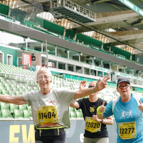 13.09.2026 - 21. swb-Marathon Bremen Michael Burmester http://msf.ph/oto/10477751 13.09.2026 10:40:03 Laufen im Stadion 10135, 10138, 10139, 10156, 10169, 10204, 10213, 10217, 10229, 10234, 10238, 10279, 10280, 10299, 10314, 10321, 10354, 10360, 10363, 10364, 10378, 10386, 10404, 10406, 10417, 10424, 10435, 10455, 10457, 10469, 10484, 10493, 10501, 10505, 10510, 10511, 10545, 10556, 10570, 10576, 10580, 10582, 10595, 10599, 10609, 10611, 10616, 10619, 10630, 10653, 10660, 10662, 10664, 10686, 10694, 10696, 10712, 10737, 10743, 10751 meine-sportfotos.de