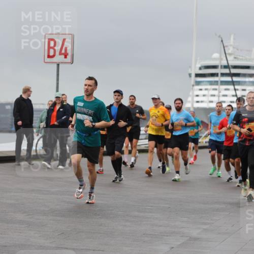13.09.2026 - Kiel Lauf Andreas Tolksdorf http://msf.ph/oto/10477756 13.09.2026 11:50:52 Kiellinie 735, 4, 4066, 3 meine-sportfotos.de