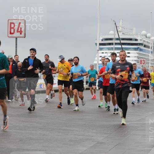 13.09.2026 - Kiel Lauf Andreas Tolksdorf http://msf.ph/oto/10477776 13.09.2026 11:50:53 Kiellinie 4, 3, 555, 066 meine-sportfotos.de