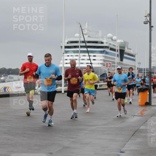 13.09.2026 - Kiel Lauf Andreas Tolksdorf http://msf.ph/oto/10477846 13.09.2026 11:50:57 Kiellinie 4, 5852, 5971, 1276, 12235, 3, 1756 meine-sportfotos.de