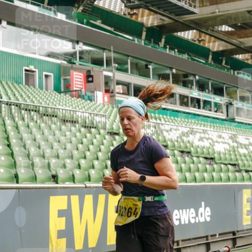 13.09.2026 - 21. swb-Marathon Bremen Michael Burmester http://msf.ph/oto/10477876 13.09.2026 10:40:07 Laufen im Stadion 10135, 10138, 10139, 10156, 10169, 10204, 10213, 10217, 10229, 10234, 10238, 10279, 10280, 10299, 10314, 10321, 10354, 10360, 10363, 10364, 10378, 10386, 10404, 10406, 10417, 10424, 10435, 10455, 10457, 10469, 10484, 10493, 10501, 10505, 10510, 10511, 10545, 10556, 10570, 10576, 10580, 10582, 10595, 10599, 10609, 10611, 10616, 10619, 10630, 10653, 10660, 10662, 10664, 10686, 10694, 10696, 10712, 10737, 10743, 10751 meine-sportfotos.de