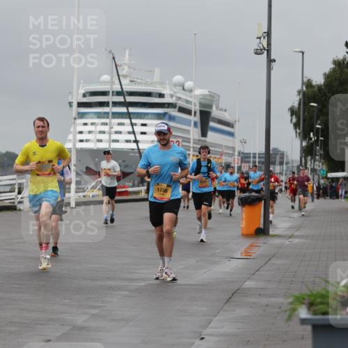 13.09.2026 - Kiel Lauf Andreas Tolksdorf http://msf.ph/oto/10477894 13.09.2026 11:51:00 Kiellinie 324, 12235, 1756, 3, 100 meine-sportfotos.de