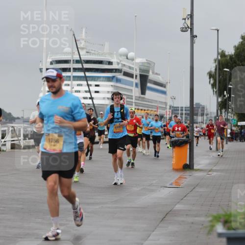 13.09.2026 - Kiel Lauf Andreas Tolksdorf http://msf.ph/oto/10477923 13.09.2026 11:51:02 Kiellinie 1756, 8308, 12422, 100 meine-sportfotos.de