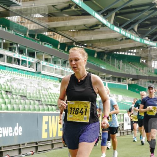 13.09.2026 - 21. swb-Marathon Bremen Michael Burmester http://msf.ph/oto/10477961 13.09.2026 10:40:10 Laufen im Stadion 10135, 10138, 10139, 10156, 10169, 10204, 10213, 10217, 10229, 10234, 10238, 10279, 10280, 10299, 10314, 10321, 10354, 10360, 10363, 10364, 10378, 10386, 10404, 10406, 10417, 10424, 10435, 10455, 10457, 10469, 10484, 10493, 10501, 10505, 10510, 10511, 10545, 10556, 10570, 10576, 10580, 10582, 10595, 10599, 10609, 10611, 10616, 10619, 10630, 10653, 10660, 10662, 10664, 10686, 10694, 10696, 10712, 10737, 10743, 10751 meine-sportfotos.de