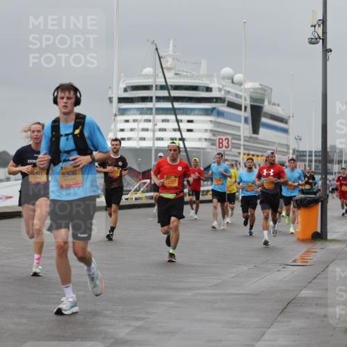 13.09.2026 - Kiel Lauf Andreas Tolksdorf http://msf.ph/oto/10477978 13.09.2026 11:51:05 Kiellinie 4, 1941, 8308, 12422, 3, 11224 meine-sportfotos.de